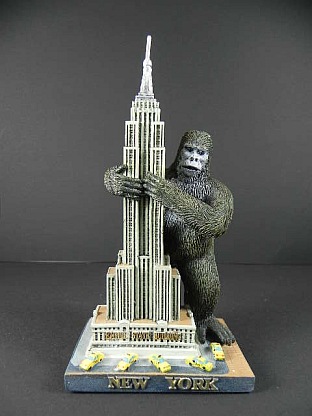 Pelúcia King Kong - Empire State Building - Souvenir - com