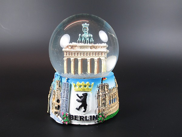 Berlin Brandenburger Tor Souvenir Poly Modell Schneekugel Polyresin,10 cm 