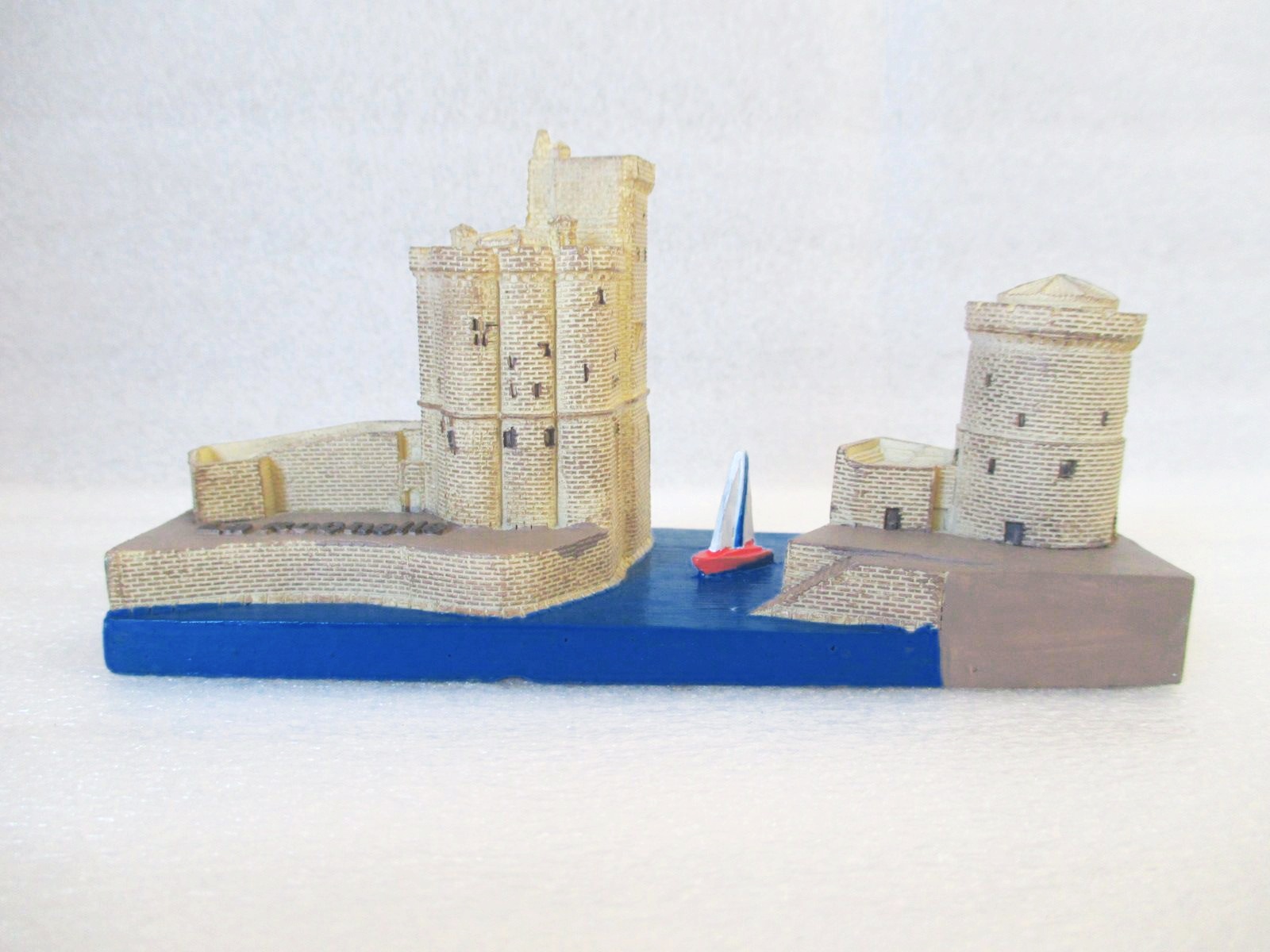 La Rochelle Hafenstadt Türme Poly Modell Frankreich Souvenir 
