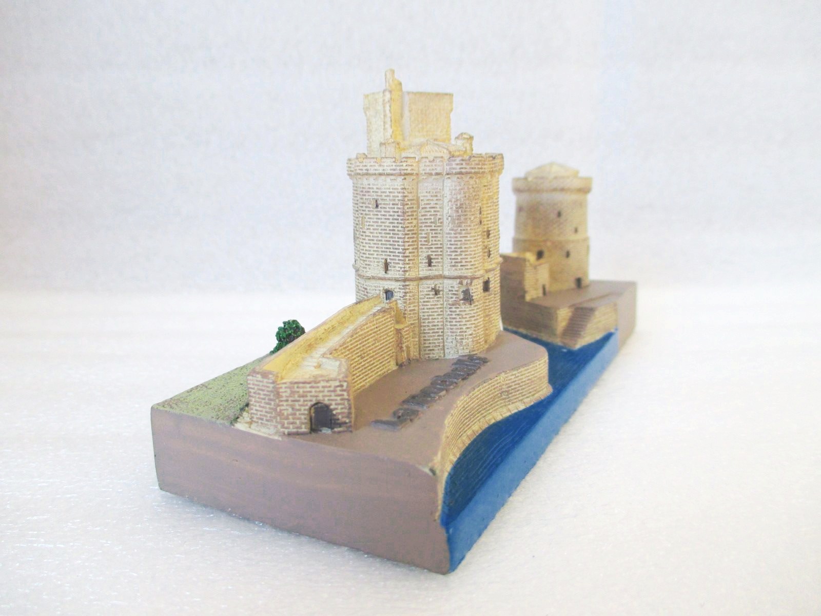 La Rochelle Hafenstadt Türme Poly Modell Frankreich Souvenir 