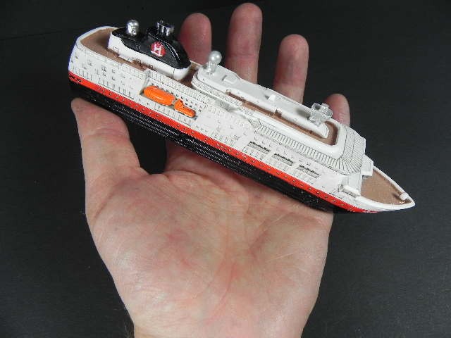 Schiff Modell Kreuzfahrtschiff  MS Fram Norwegen,18 cm Polyresin Miniatur item 