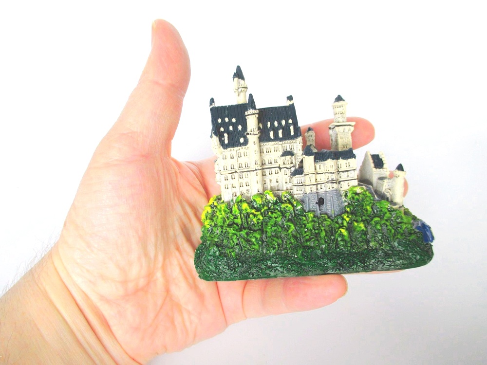 Schloss Neuschwanstein Füssen Bayern Germany Souvenir 10,5 cm Poly Modell 
