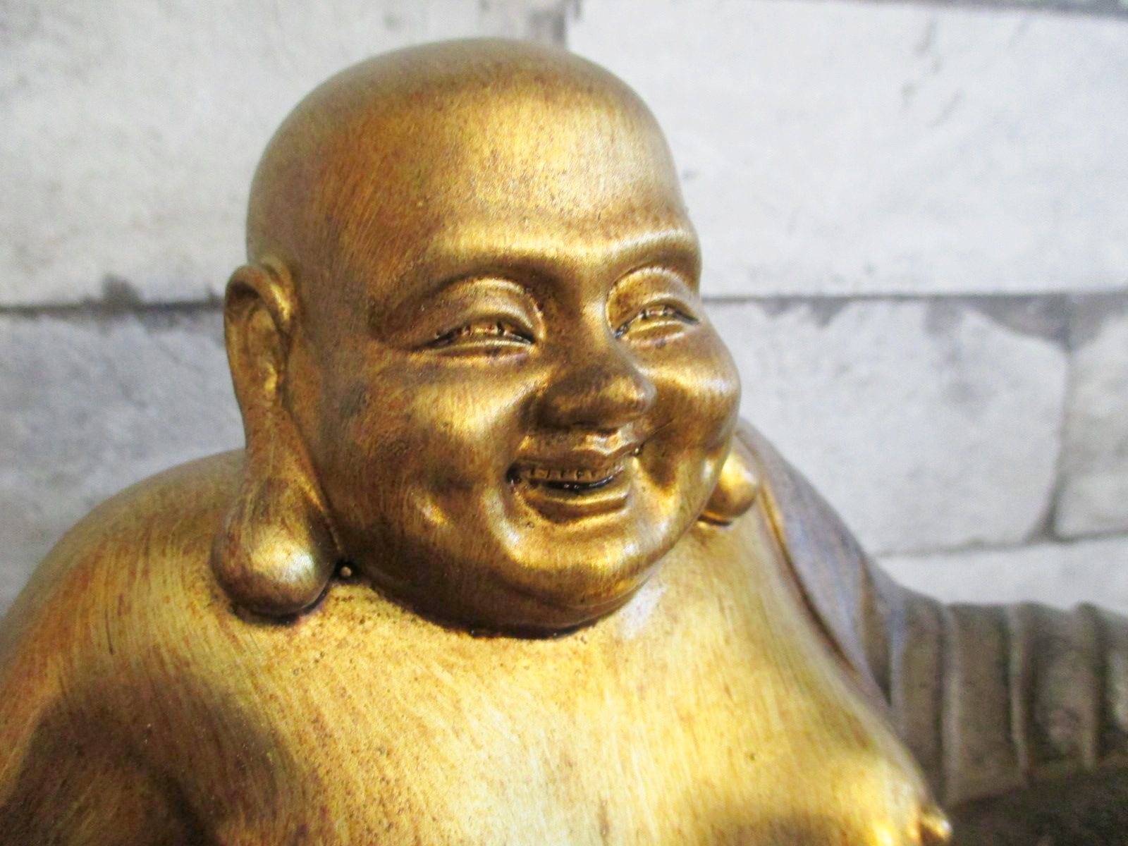 Buddha Mönch sitzend 30 cm Poly Figur XL Buddhismus Asien gold braun 