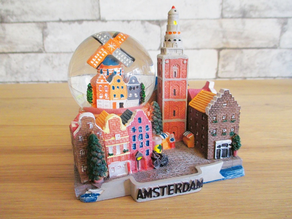 Schneekugel Amsterdam Holland Modell Snowglobe Souvenir Niederlande 