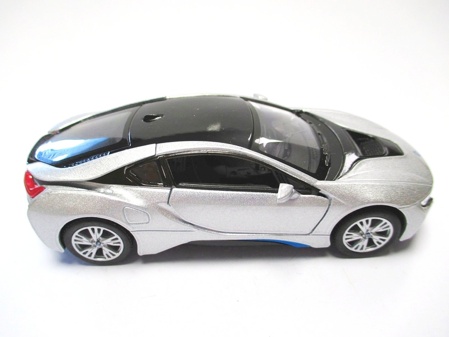 BMW i8 Hybrid Stromer Flügeltüren Metall diecast Modell blau Kinsmart 