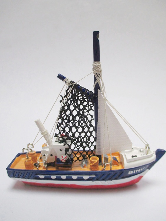 Schiff Modell Fischkutter Nordsee HELGA 11 cm Polyresin ship Collector 