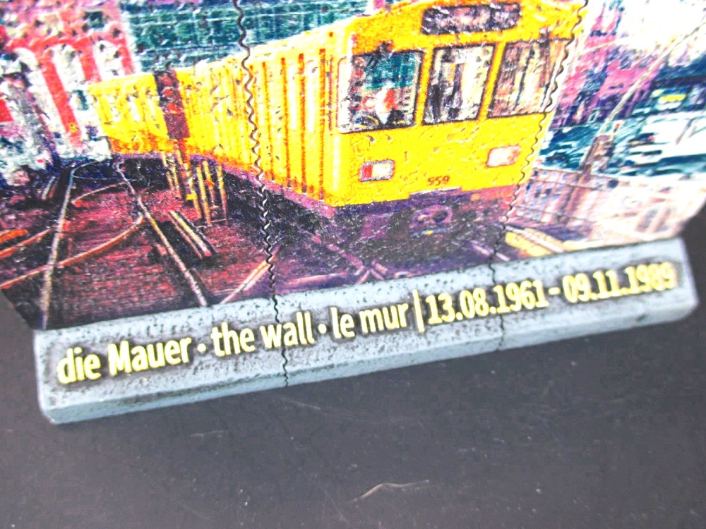 Berlin Mauer Wall Poly Modell Souvenir Germany 11cm mit U-Bahn 