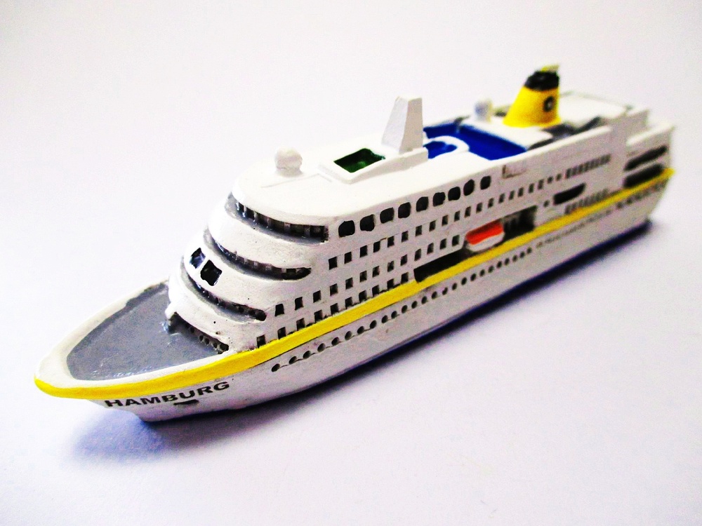Schiff Modell Kreuzfahrtschiff Cruise Ms Astor 18 Cm Polyresin Miniatur Item Ebay